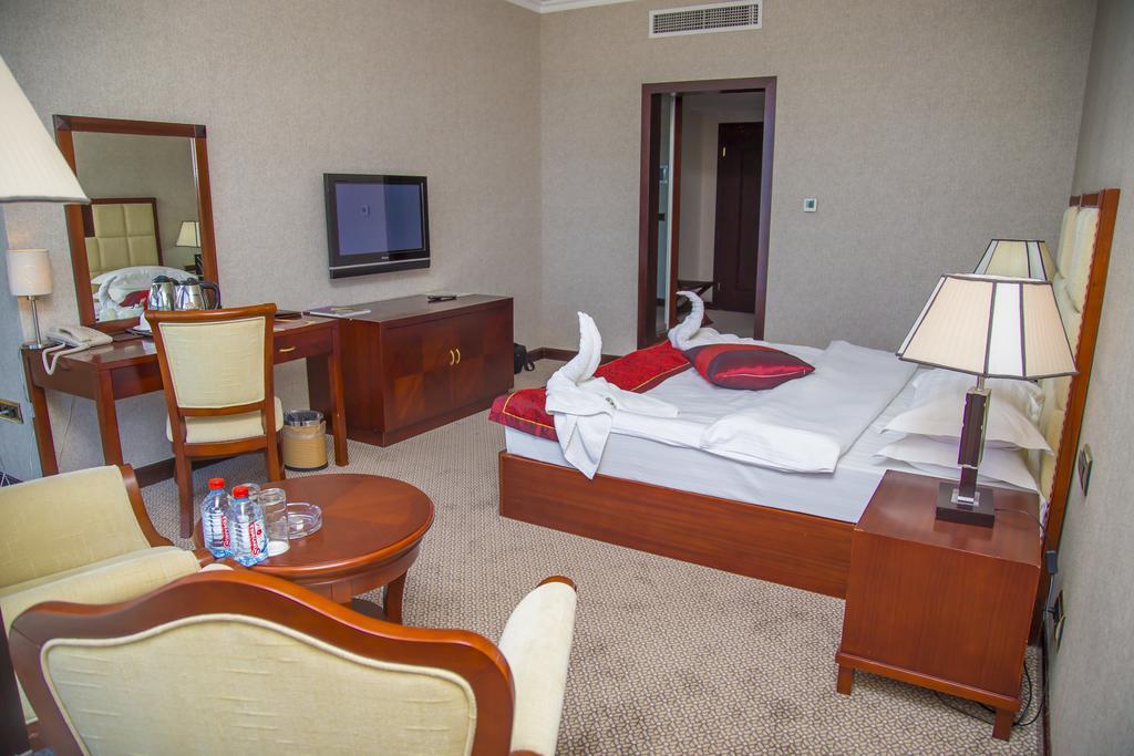 Golden Coast Hotel Baku Exterior photo
