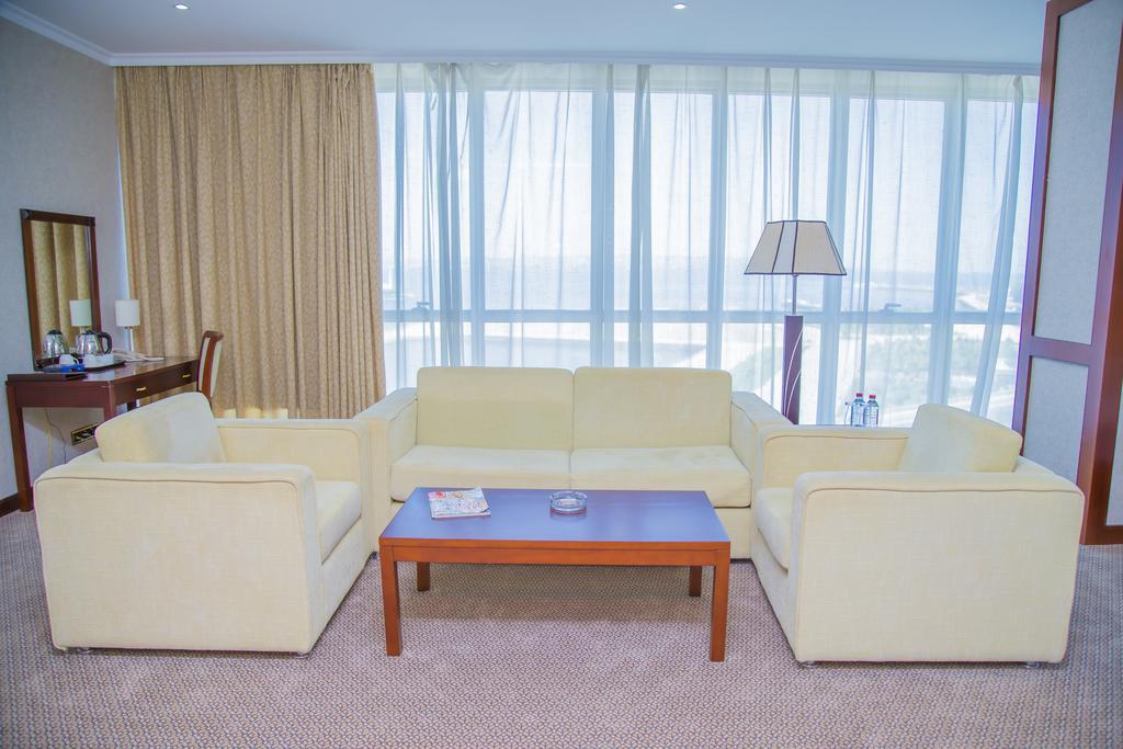 Golden Coast Hotel Baku Exterior photo