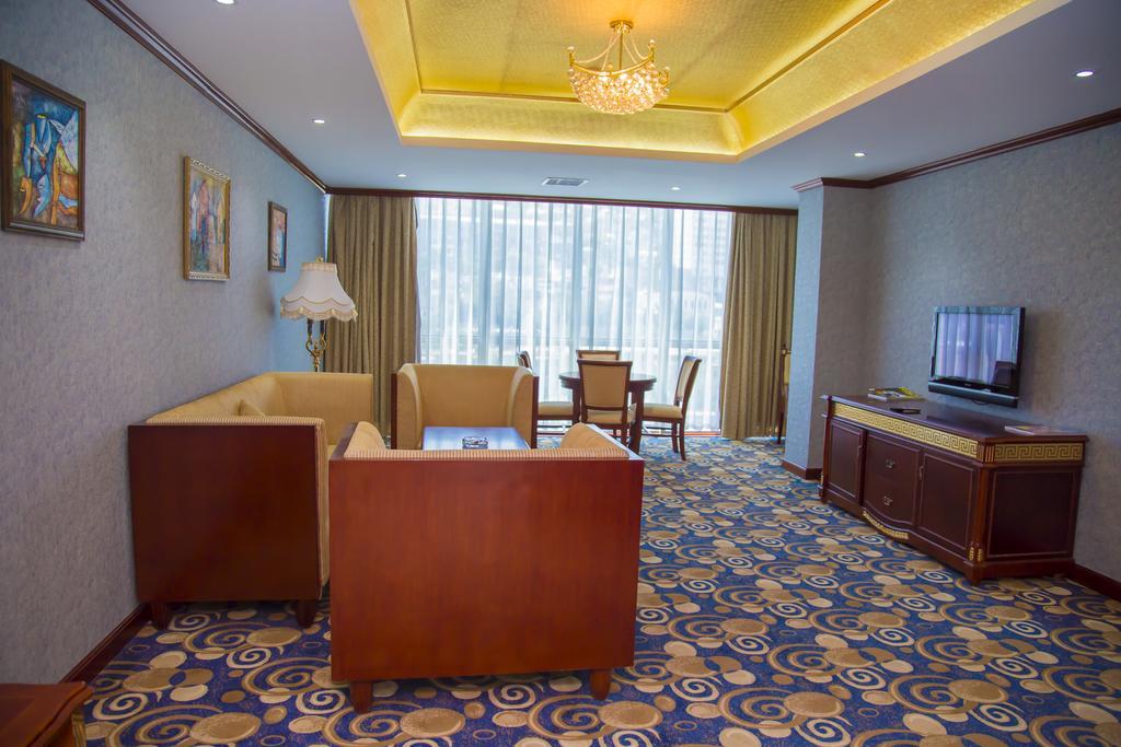 Golden Coast Hotel Baku Exterior photo