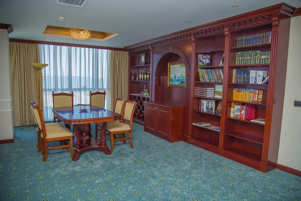 Golden Coast Hotel Baku Exterior photo